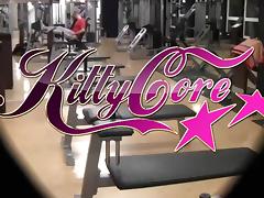 Kitty Core - Sex im Fitnesscenter