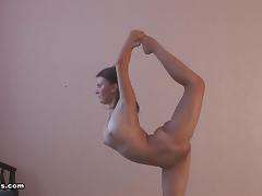 Sasha is a very flexible girl who always proudly exposes her body