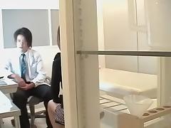 Japanese pussy examined by expert in medical porn video